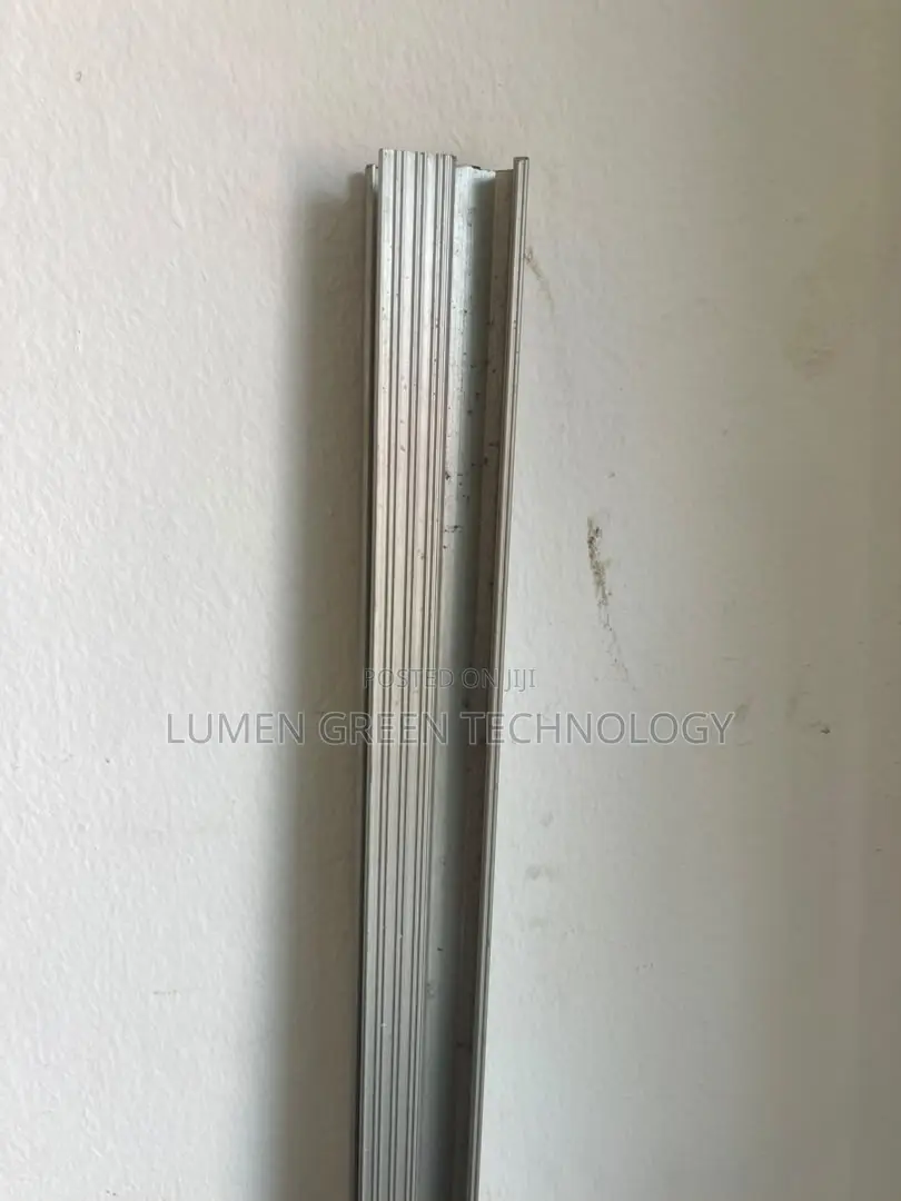 6m Mounting 
Rails (Galvanized)