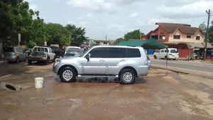 Mitsubishi Pajero 2014 Silver