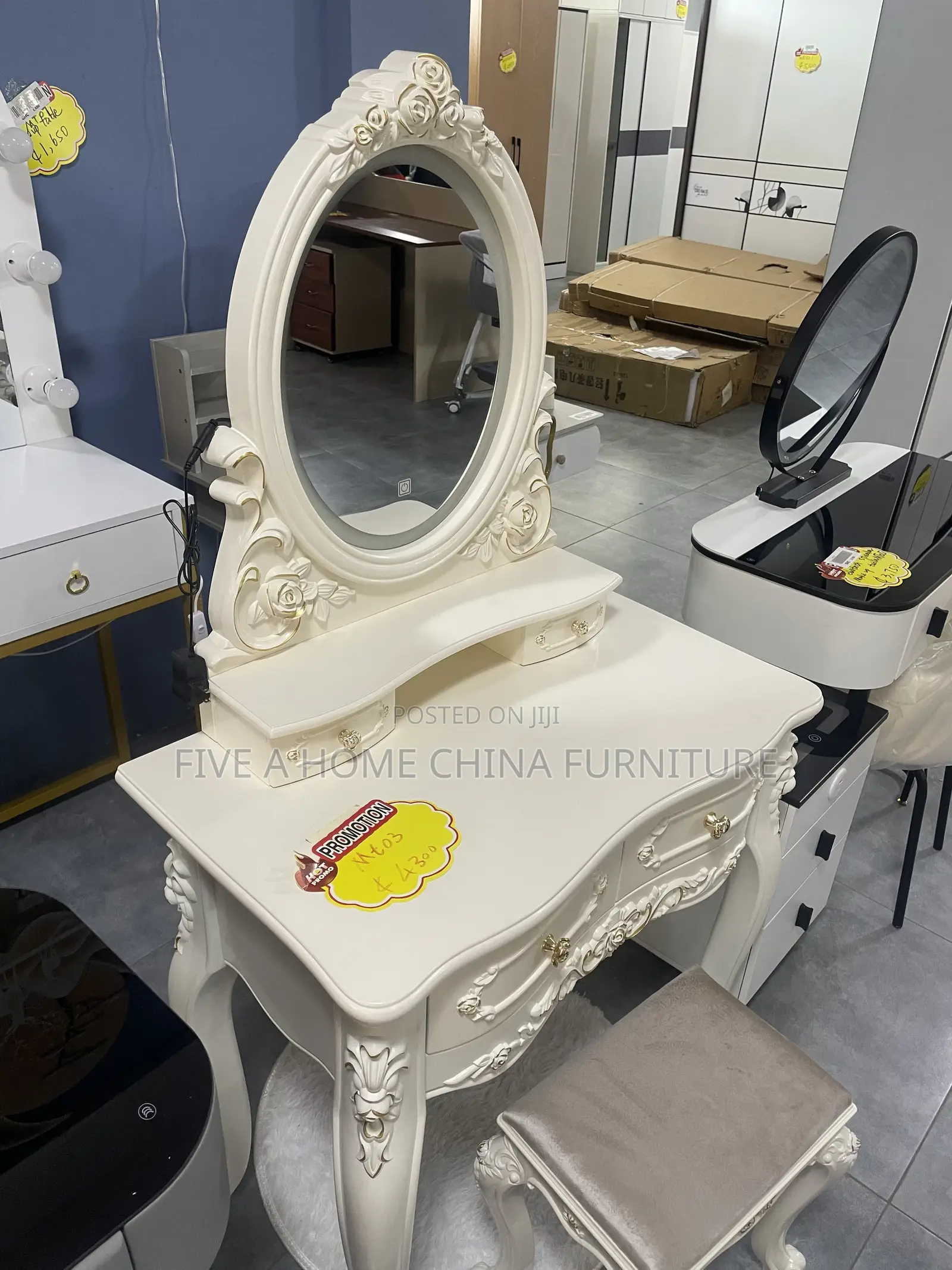 Luxury Royal Dressing Table With Mirror & Stool White