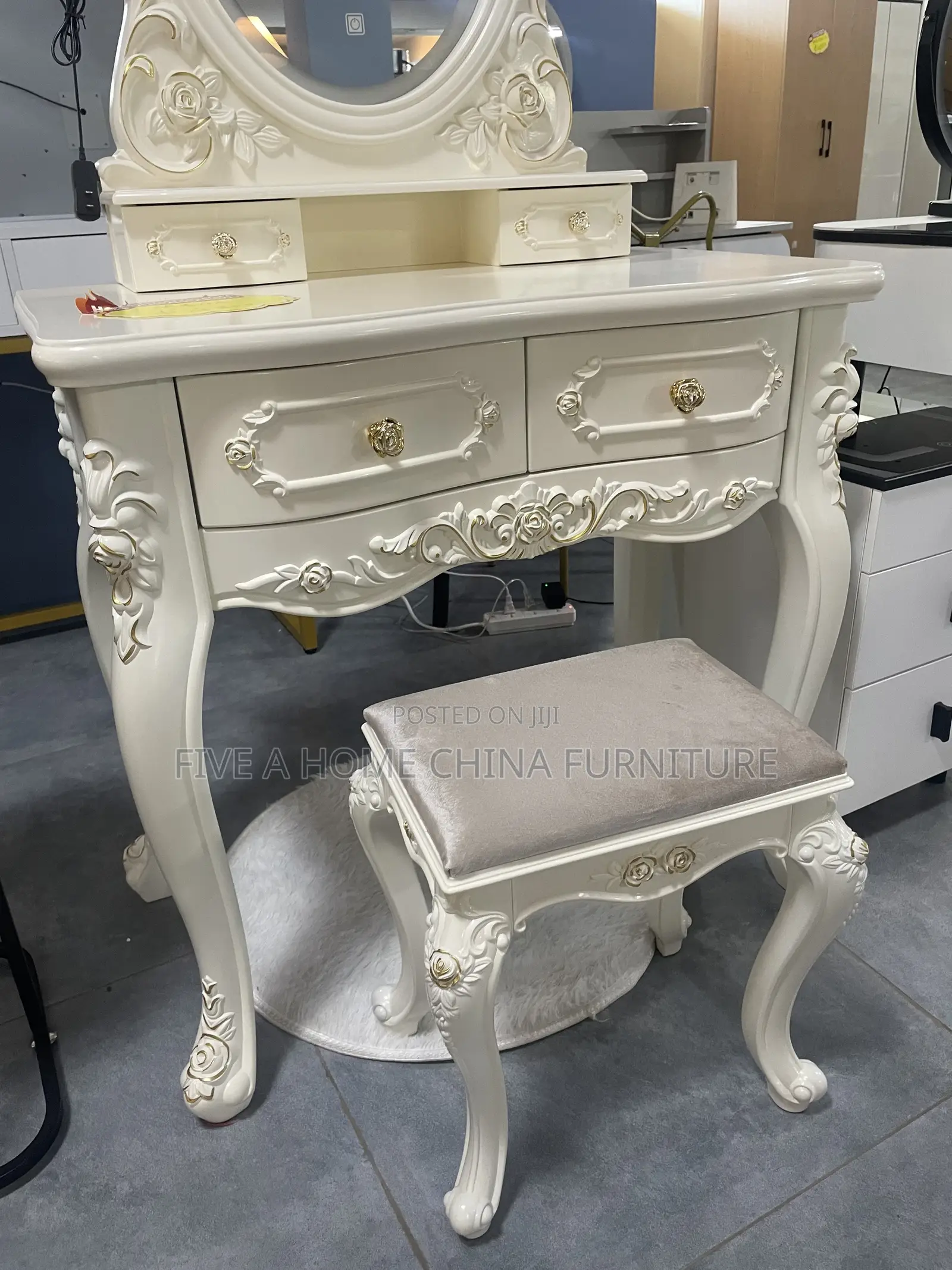 Luxury Royal Dressing Table With Mirror & Stool White
