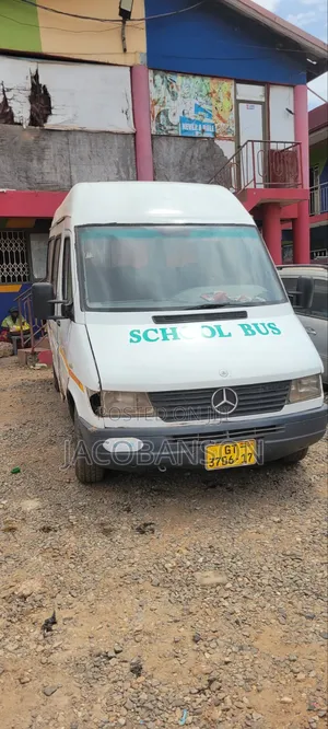 Mercedes-Benz Sprinter 2010 White