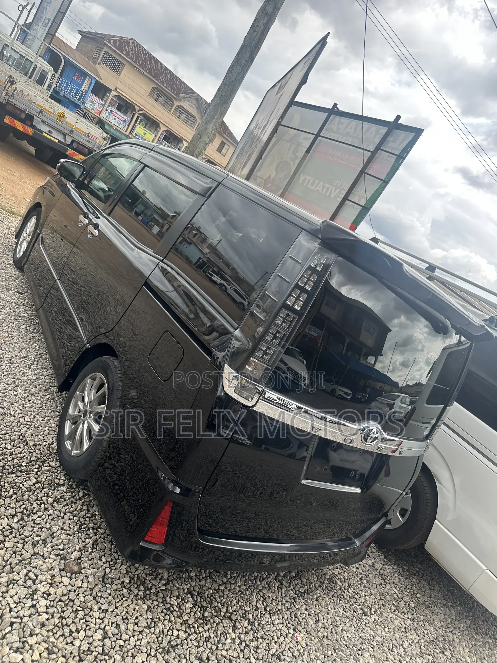 Toyota Voxy X 4WD 8-Seater 2015 Black