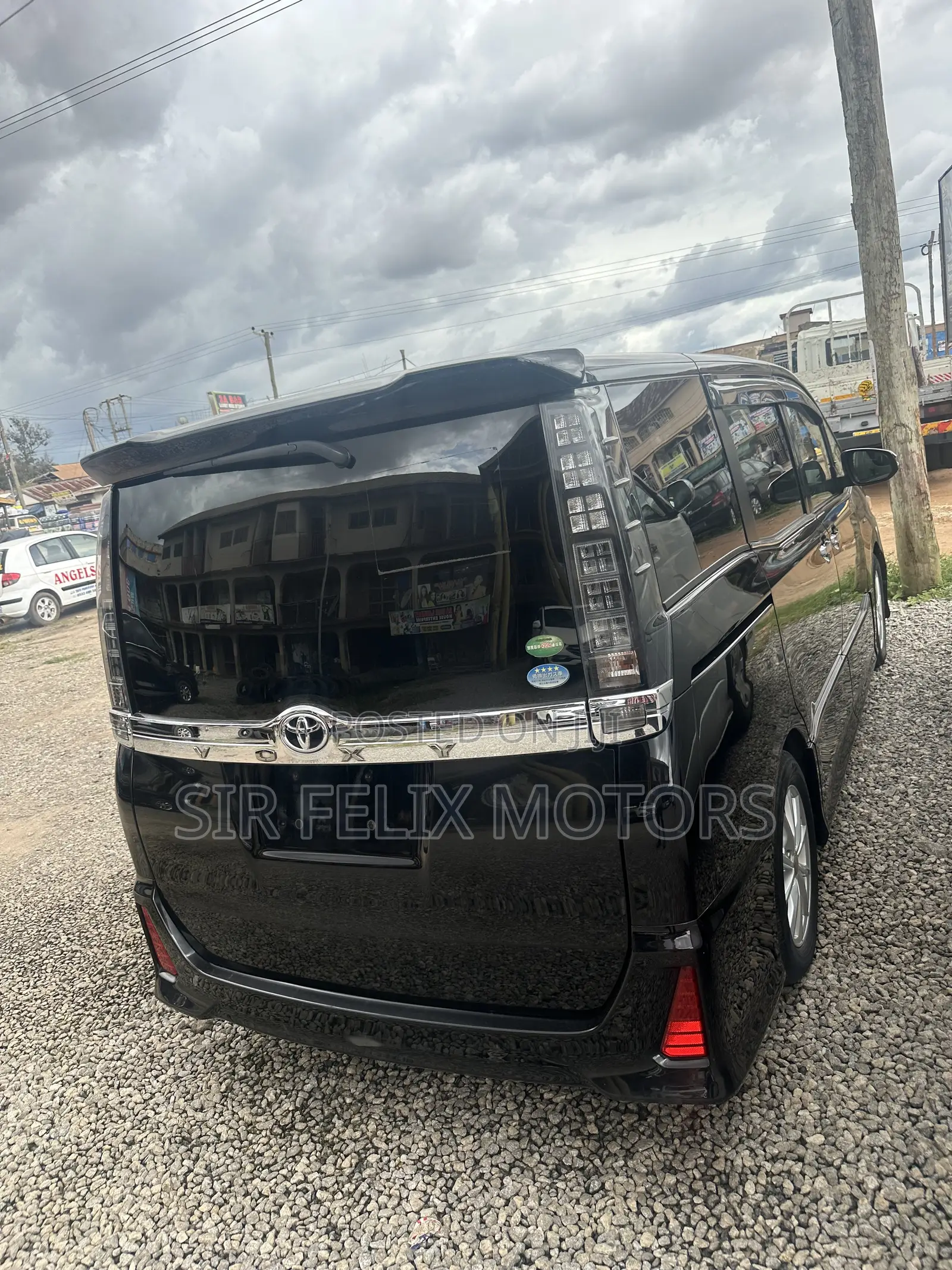 Toyota Voxy X 4WD 8-Seater 2015 Black