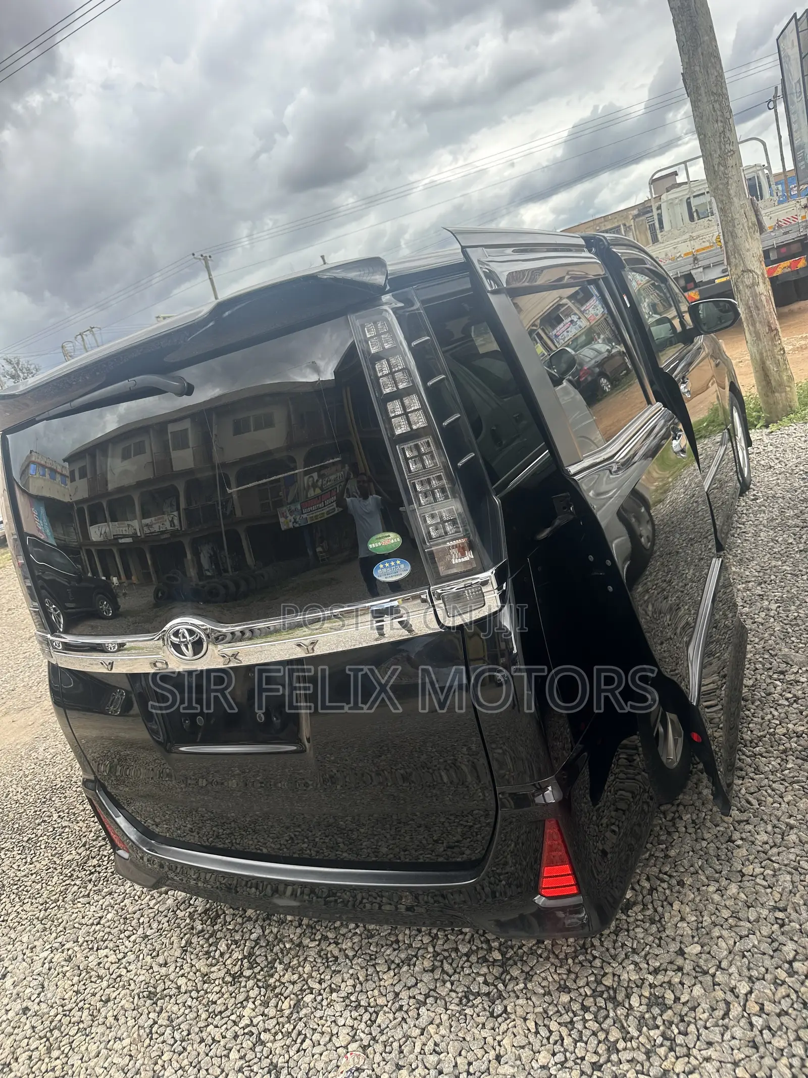 Toyota Voxy X 4WD 8-Seater 2015 Black