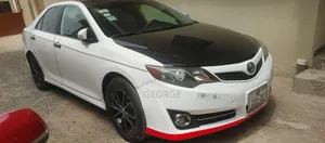 Toyota Camry SE 4dr Sedan (2.5L 4cyl 6A) 2013 Gray