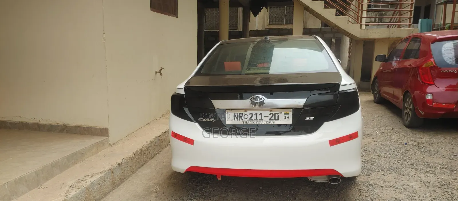 Toyota Camry SE 4dr Sedan (2.5L 4cyl 6A) 2013 Gray