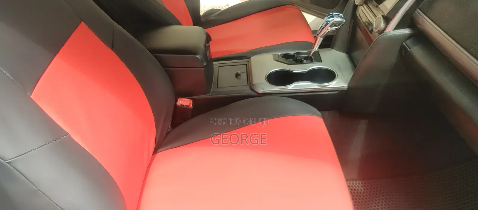 Toyota Camry SE 4dr Sedan (2.5L 4cyl 6A) 2013 Gray