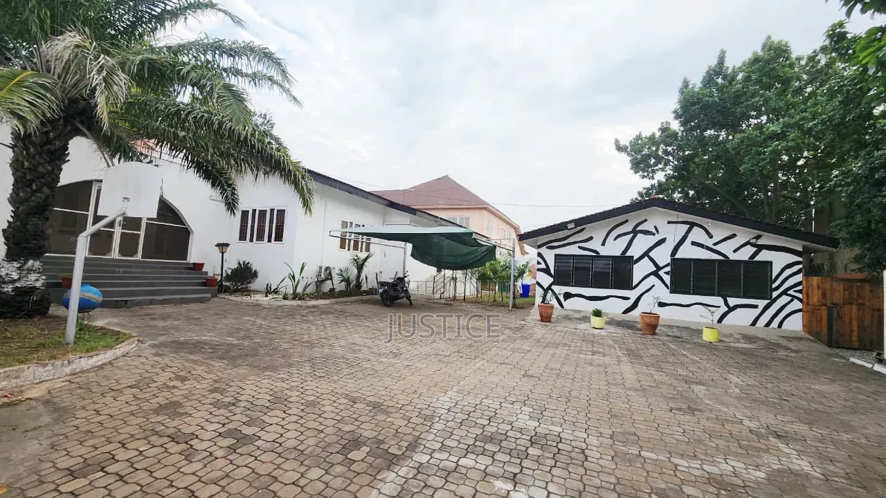 Furnished Studio Apartment in East Legon, A&C Mall Area for rent