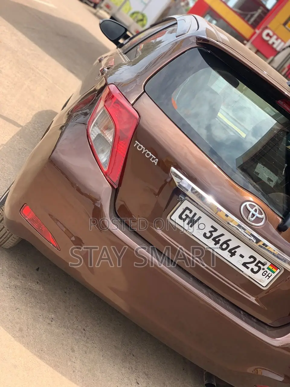 Toyota Vitz 2014 Brown