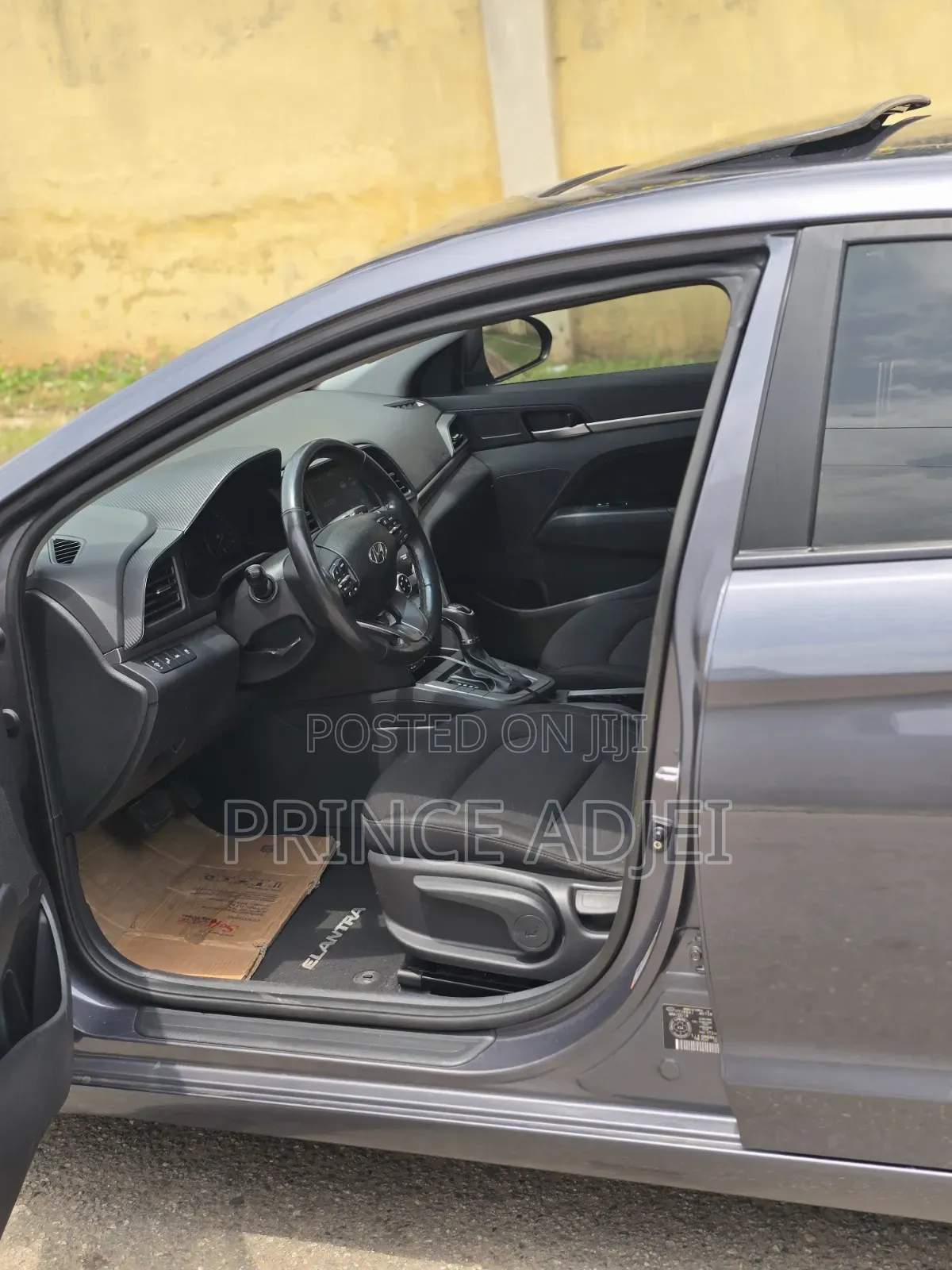 Hyundai Elantra Limited 2020 Gray