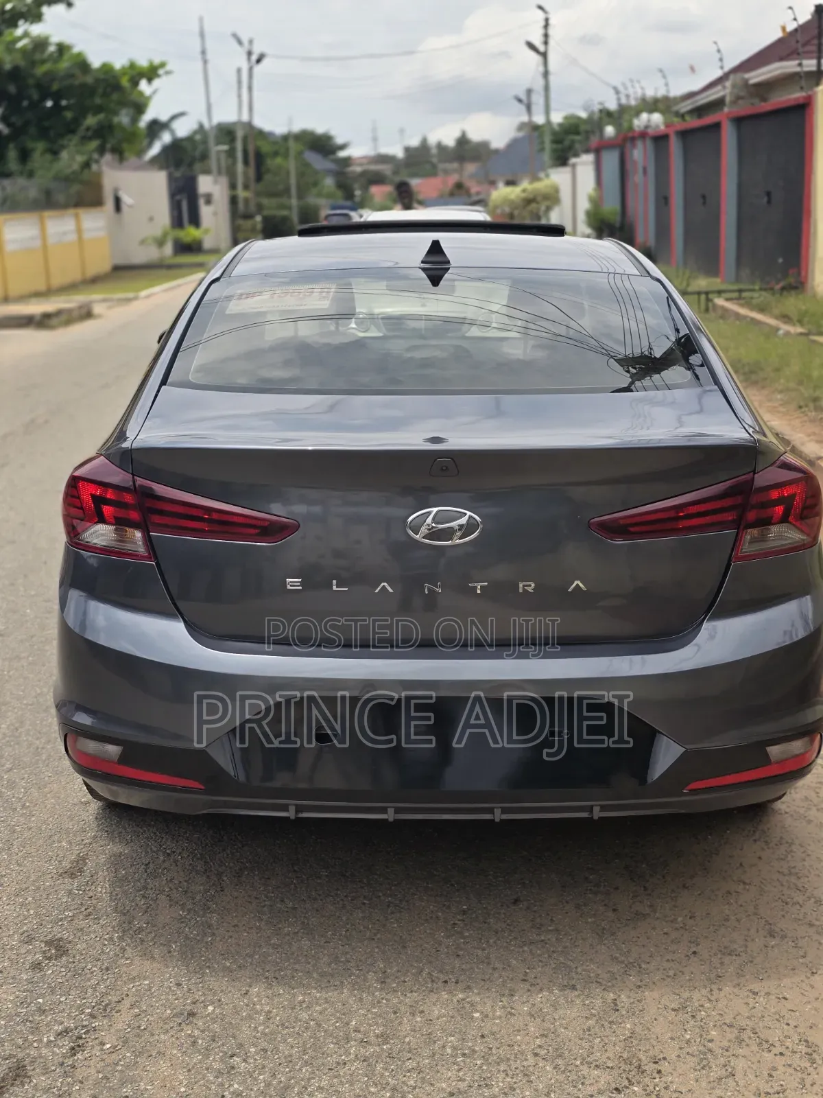 Hyundai Elantra Limited 2020 Gray