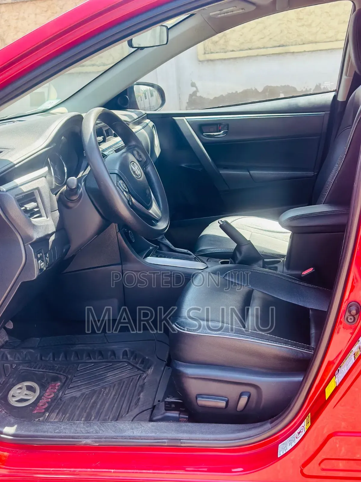 Toyota Corolla 2016 Red