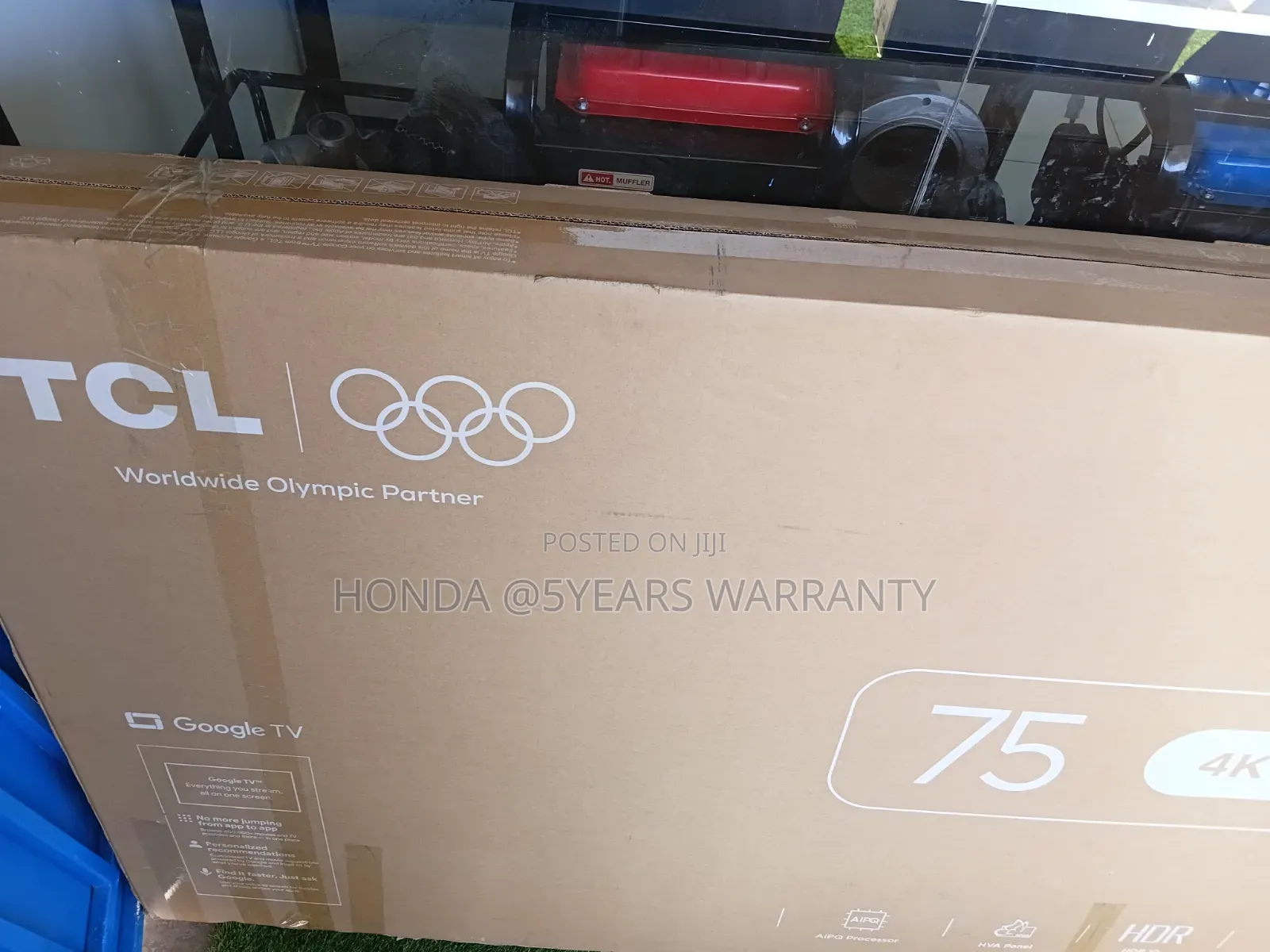 TCL - Loand Lord Go Come Watch Football in Your House