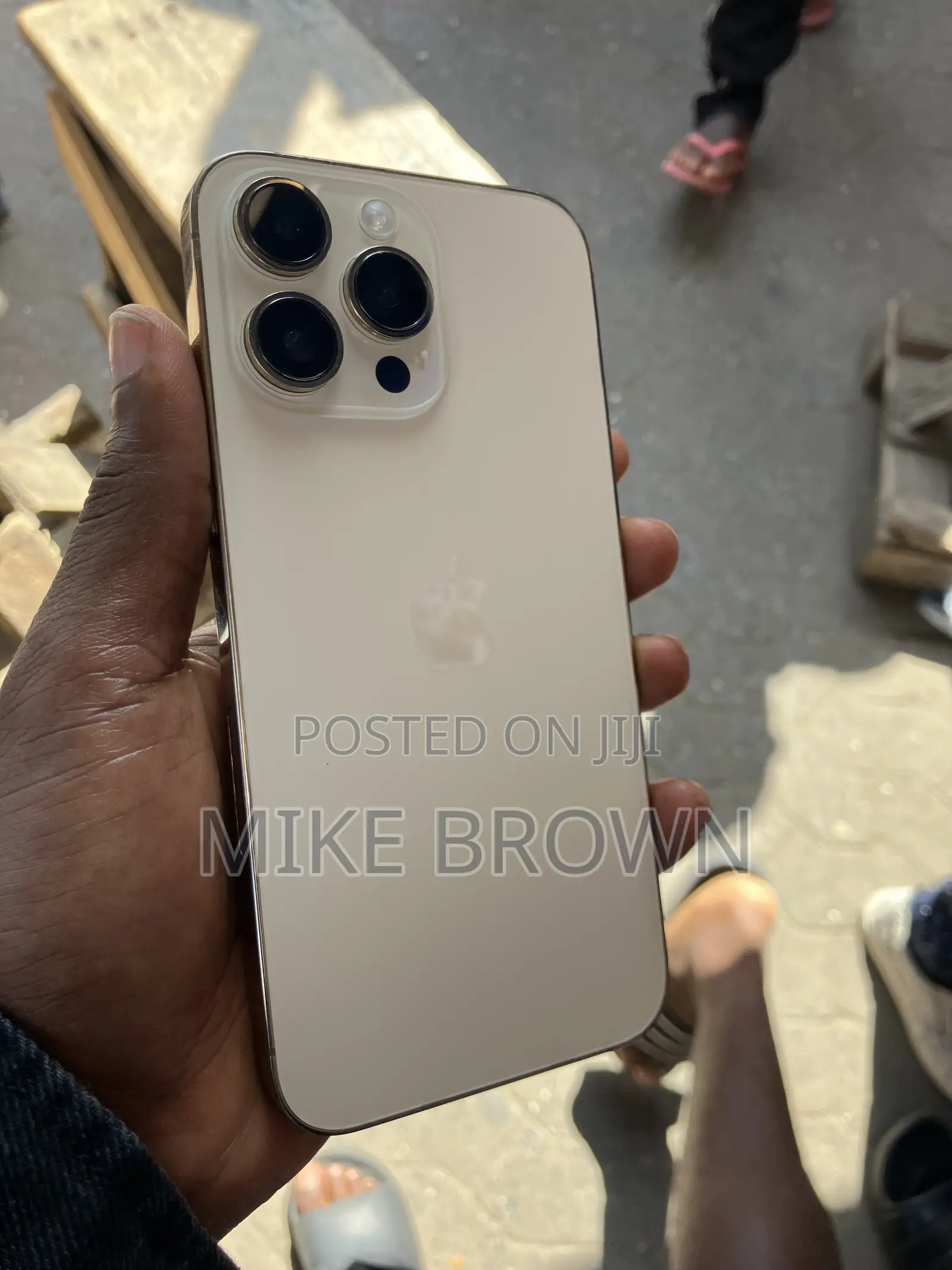 Apple iPhone 14 Pro Max 256 GB Gold