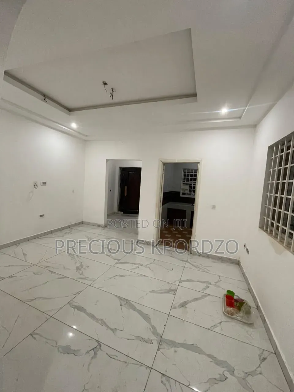 1bdrm Room & Parlour in New Lgn Adenta for rent