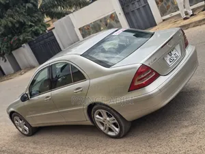 Mercedes-Benz C240 2.6 4MATIC AWD 2002 Beige
