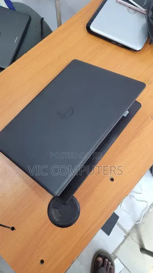 Laptop Dell Vostro 14 3490 16GB Intel Core i5 SSD 256GB