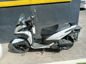 Yamaha 2020 White