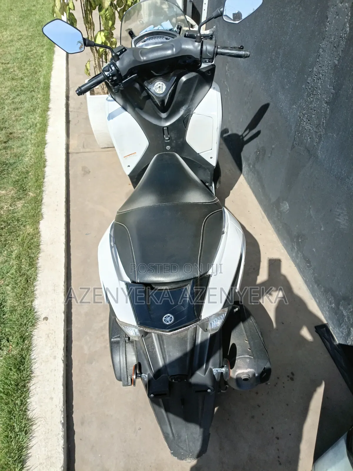 Yamaha 2020 White