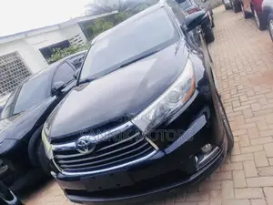 Toyota Highlander 2015 Black
