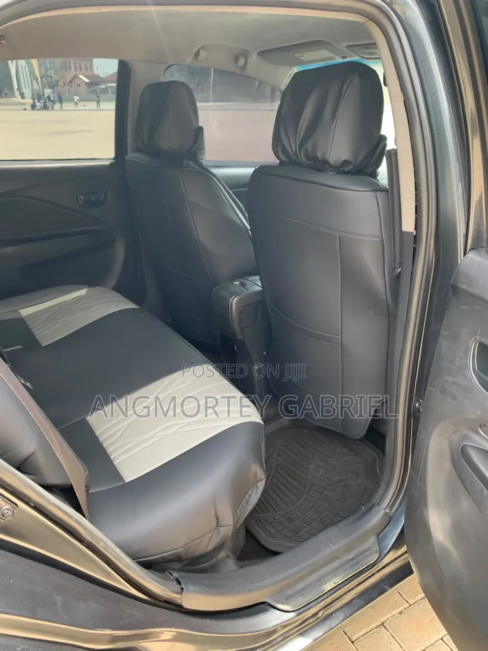 Toyota Yaris 2010 Black