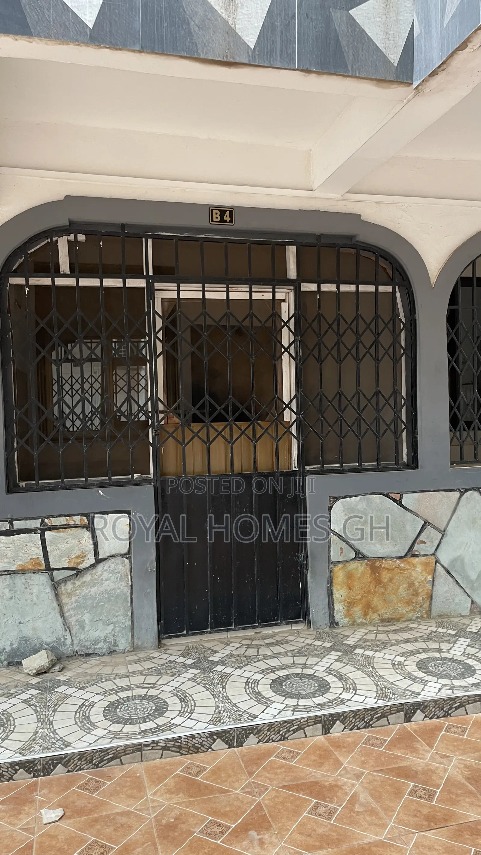 1bdrm Apartment in Royal Homes Gh, East Legon for rent