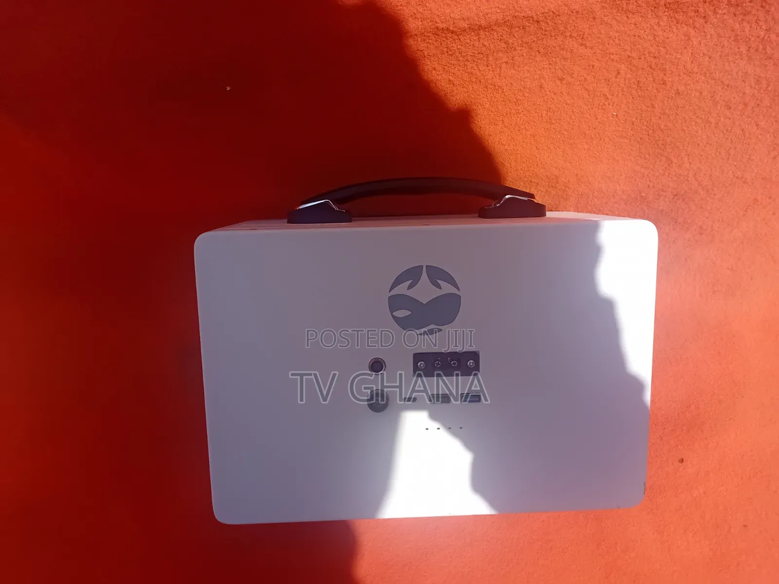NEO_EARTH 300W Portable Power Station – Modern Backup Power Solution
