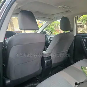 Toyota Corolla LE 4dr Sedan (1.8L 4cyl CVT) 2017 Brown
