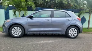 Kia Rio S Hatchback 2019 Gray
