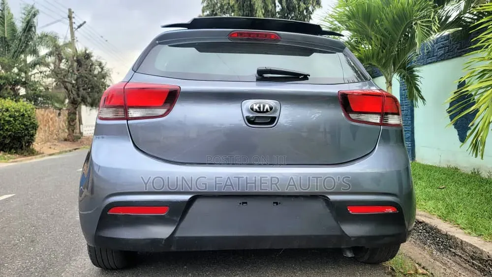 Kia Rio S Hatchback 2019 Gray