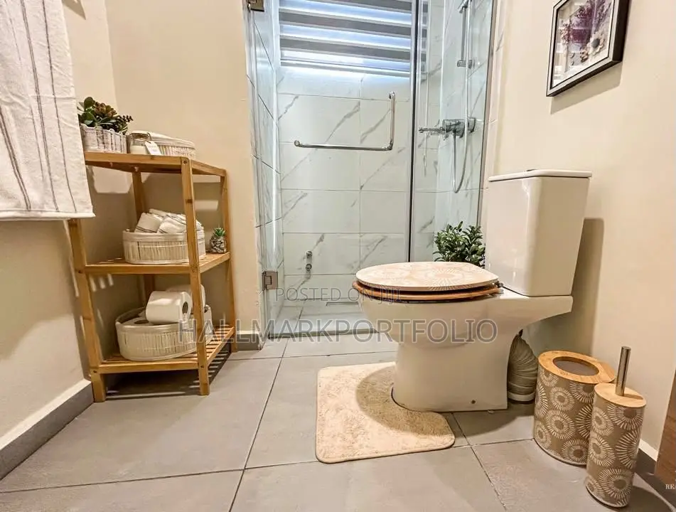 Furnished 1bdrm Apartment in Park Apartment, Cantonments for sale