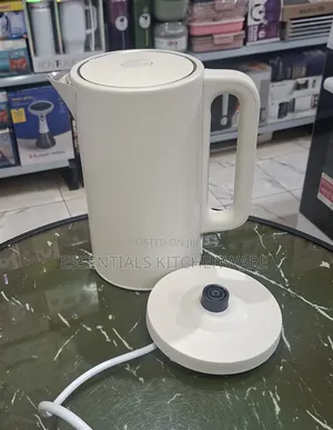 George Home 1.7L Kettle Cream