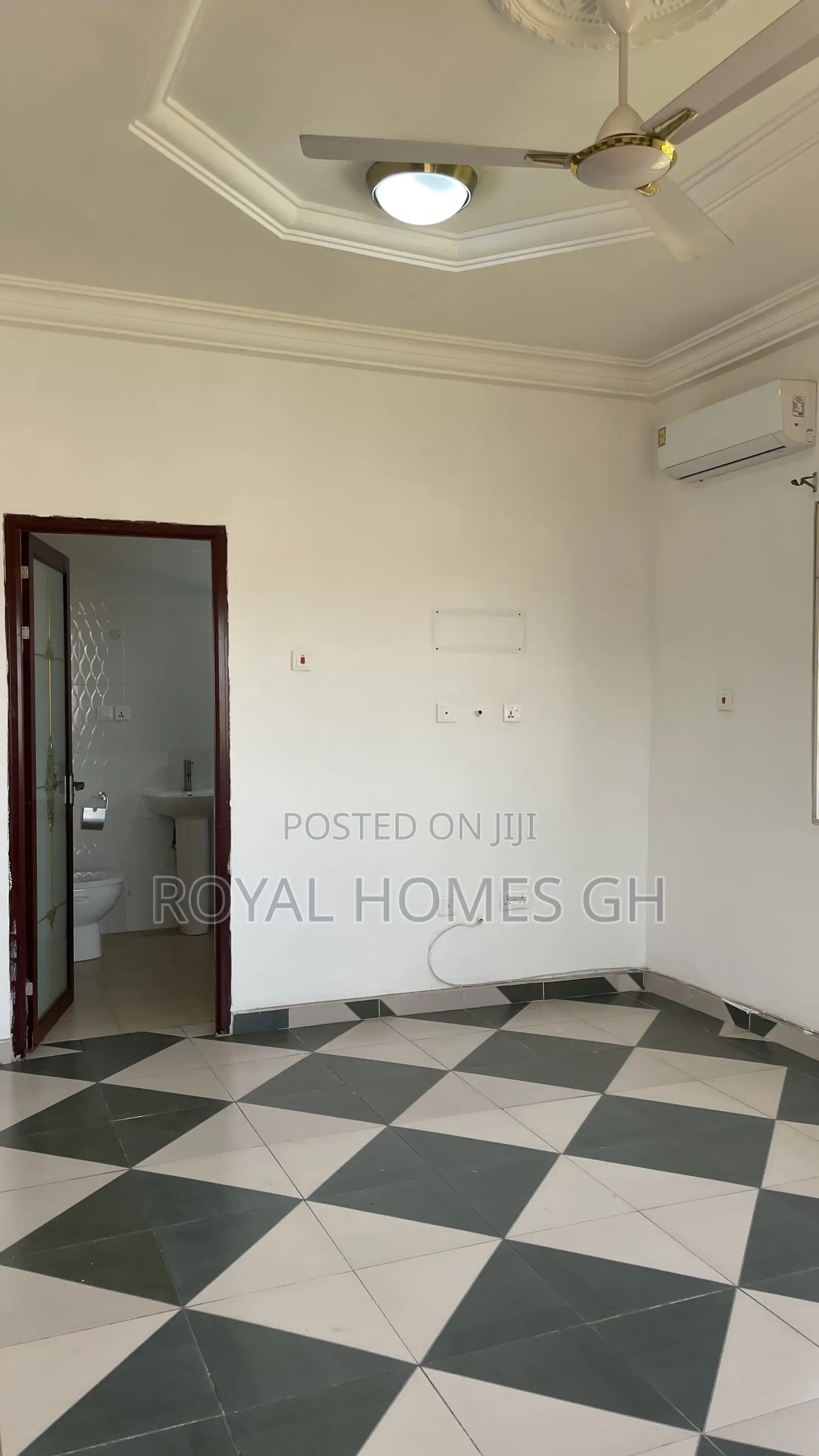 2bdrm Apartment in Royal Homes Gh, East Legon for rent