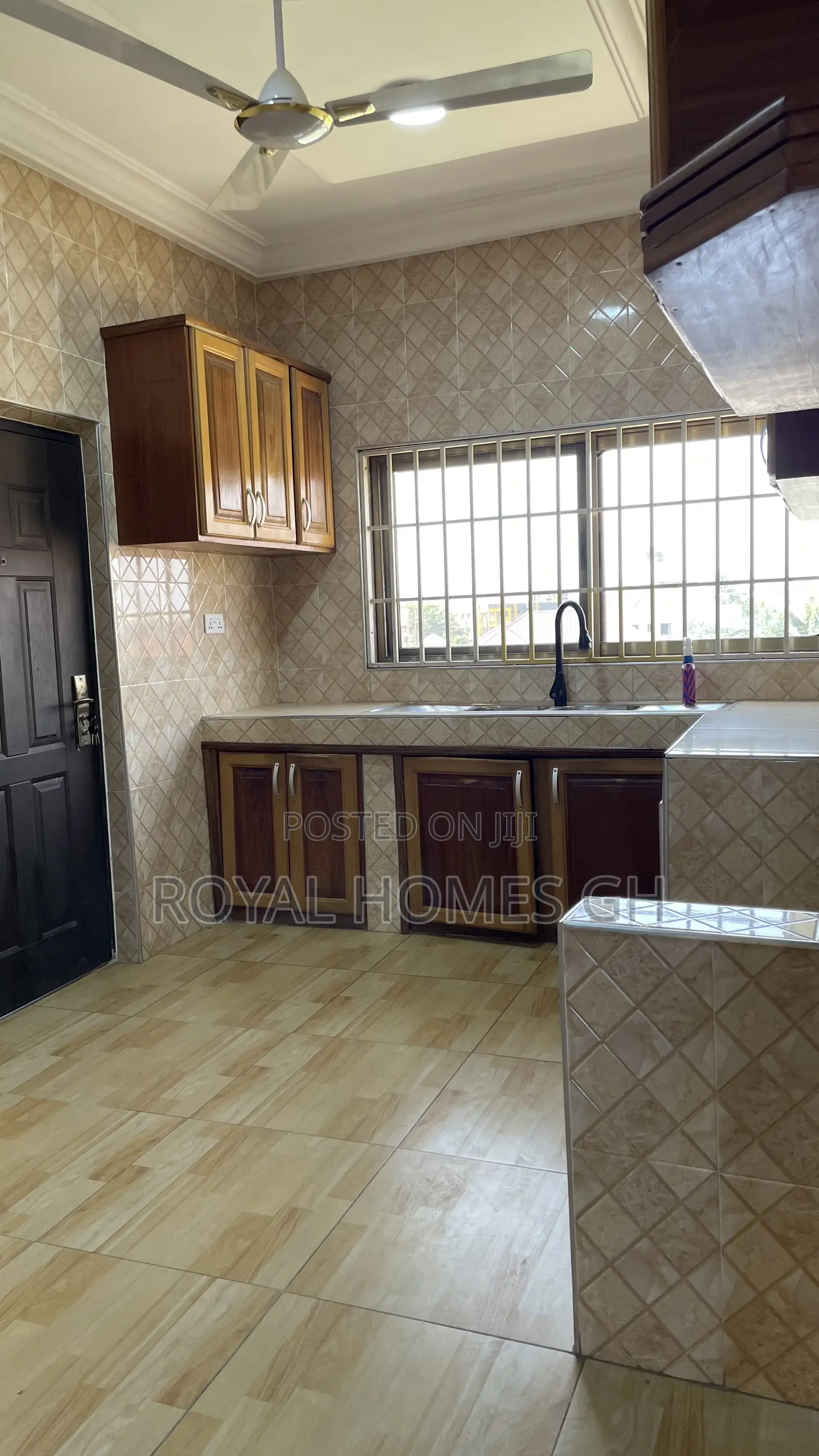 2bdrm Apartment in Royal Homes Gh, East Legon for rent