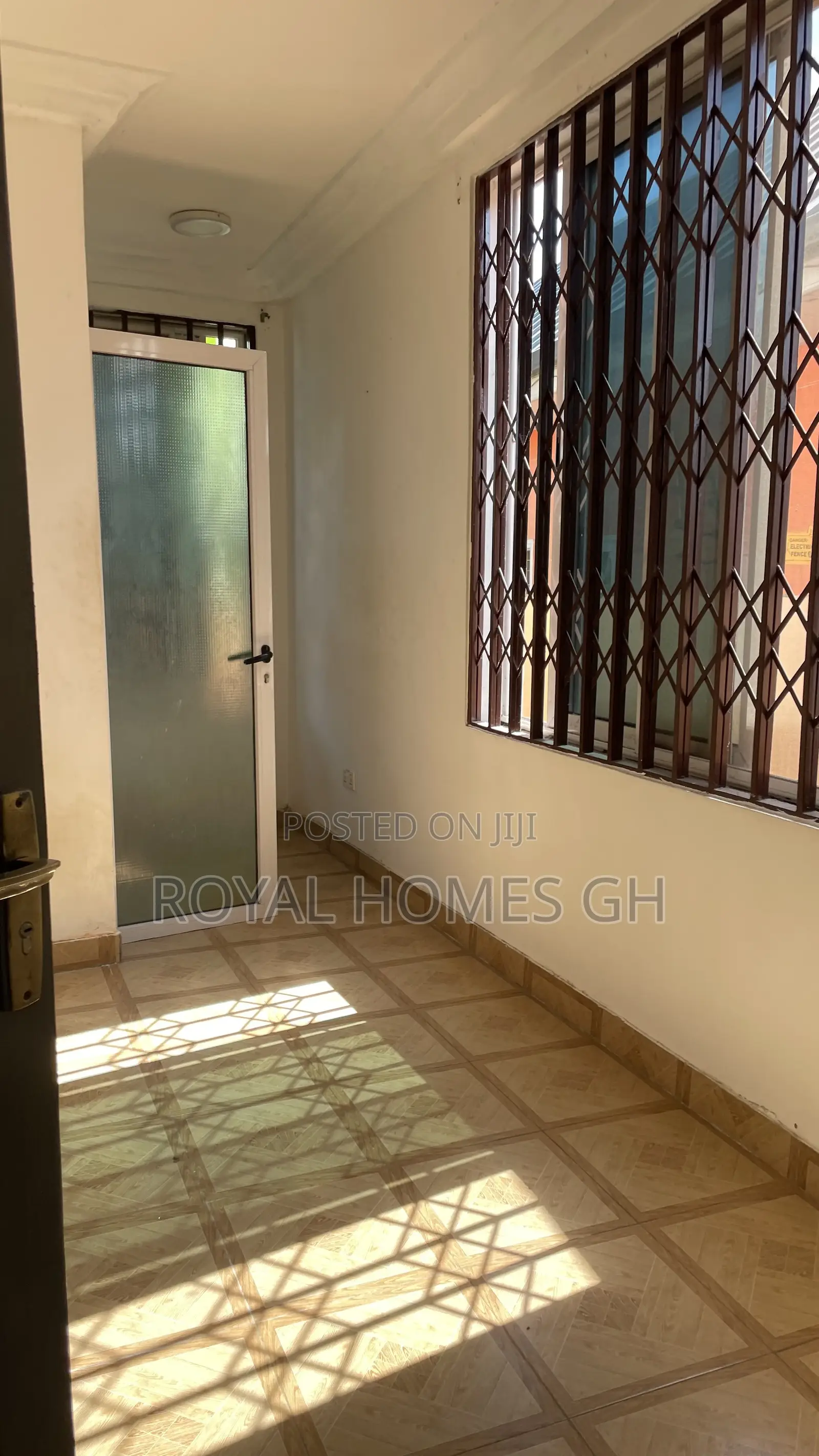 2bdrm Apartment in Royal Homes Gh, East Legon for rent