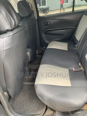 Toyota Yaris 2010 Black
