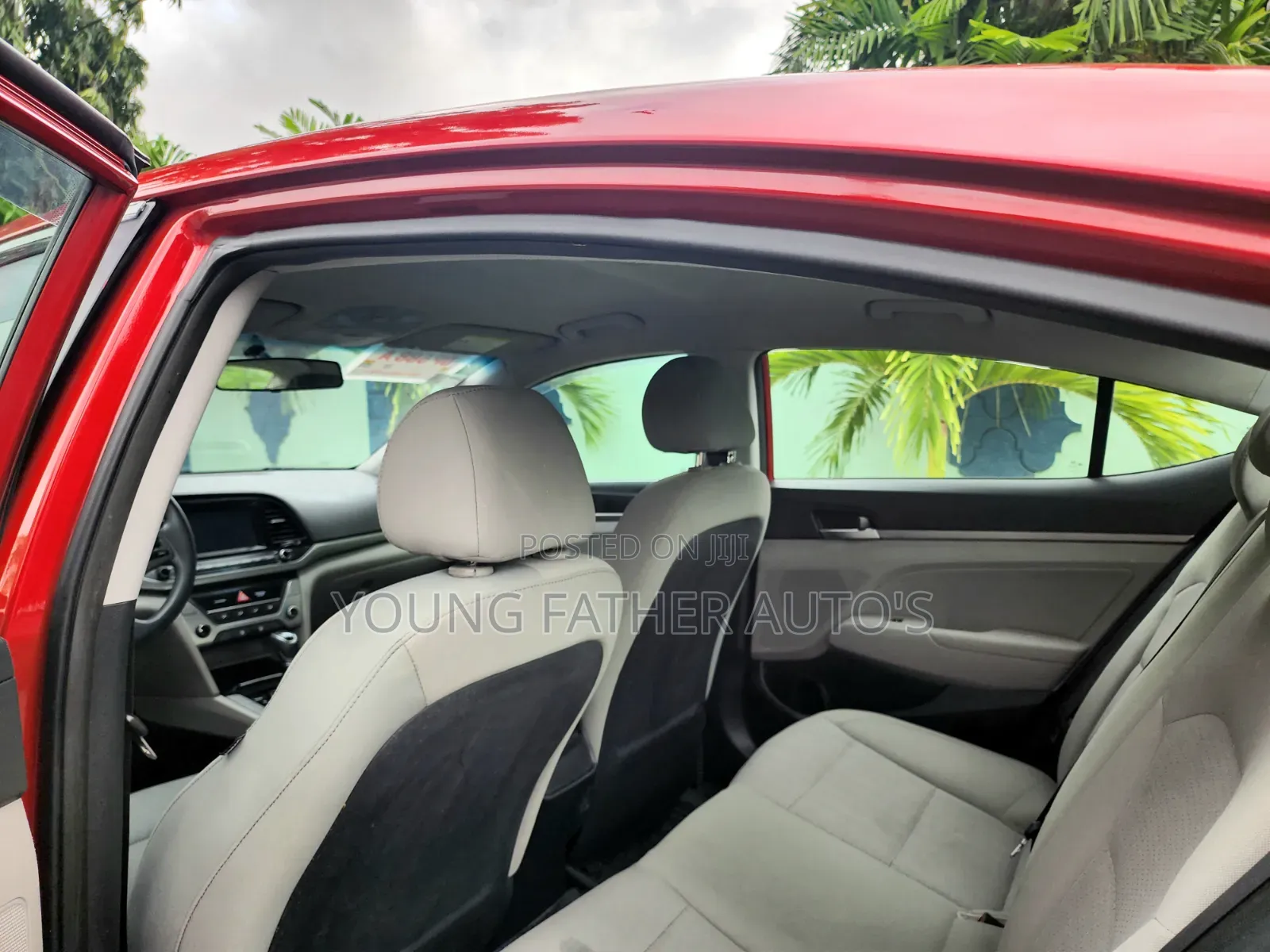 Hyundai Elantra SE Sedan FWD (2.0L 4cyl 6M) 2017 Red