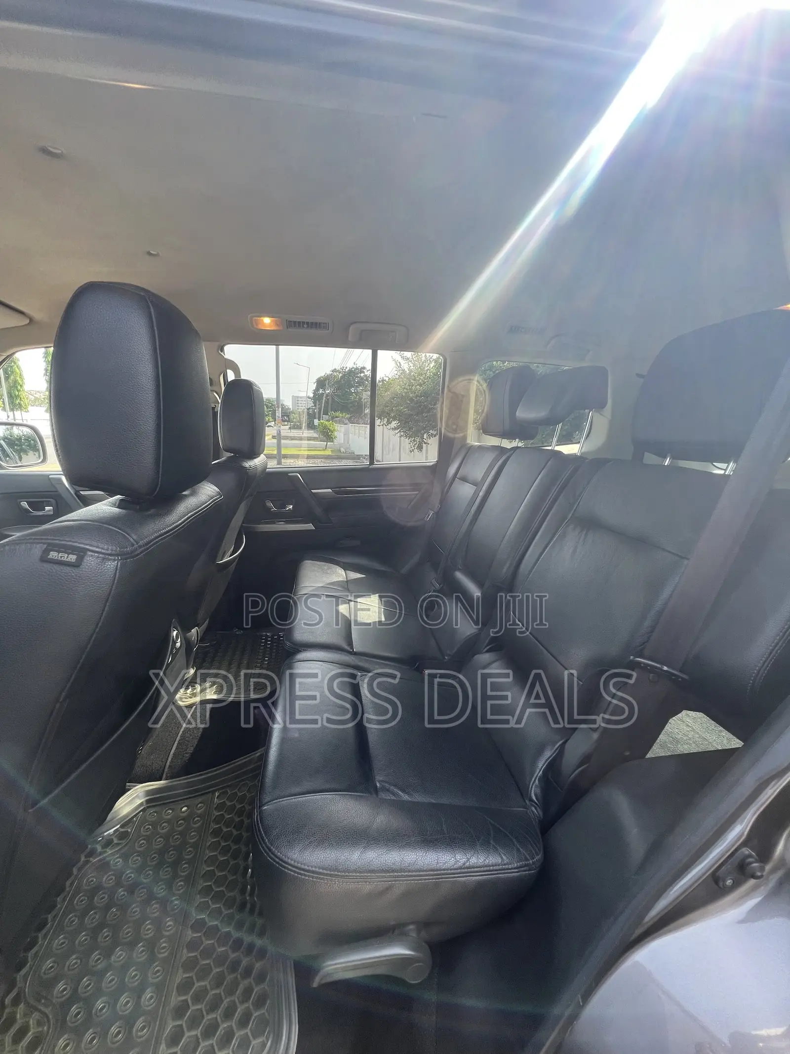 Mitsubishi Pajero V90 3.0 V6 GLS/GLX 2015 Brown