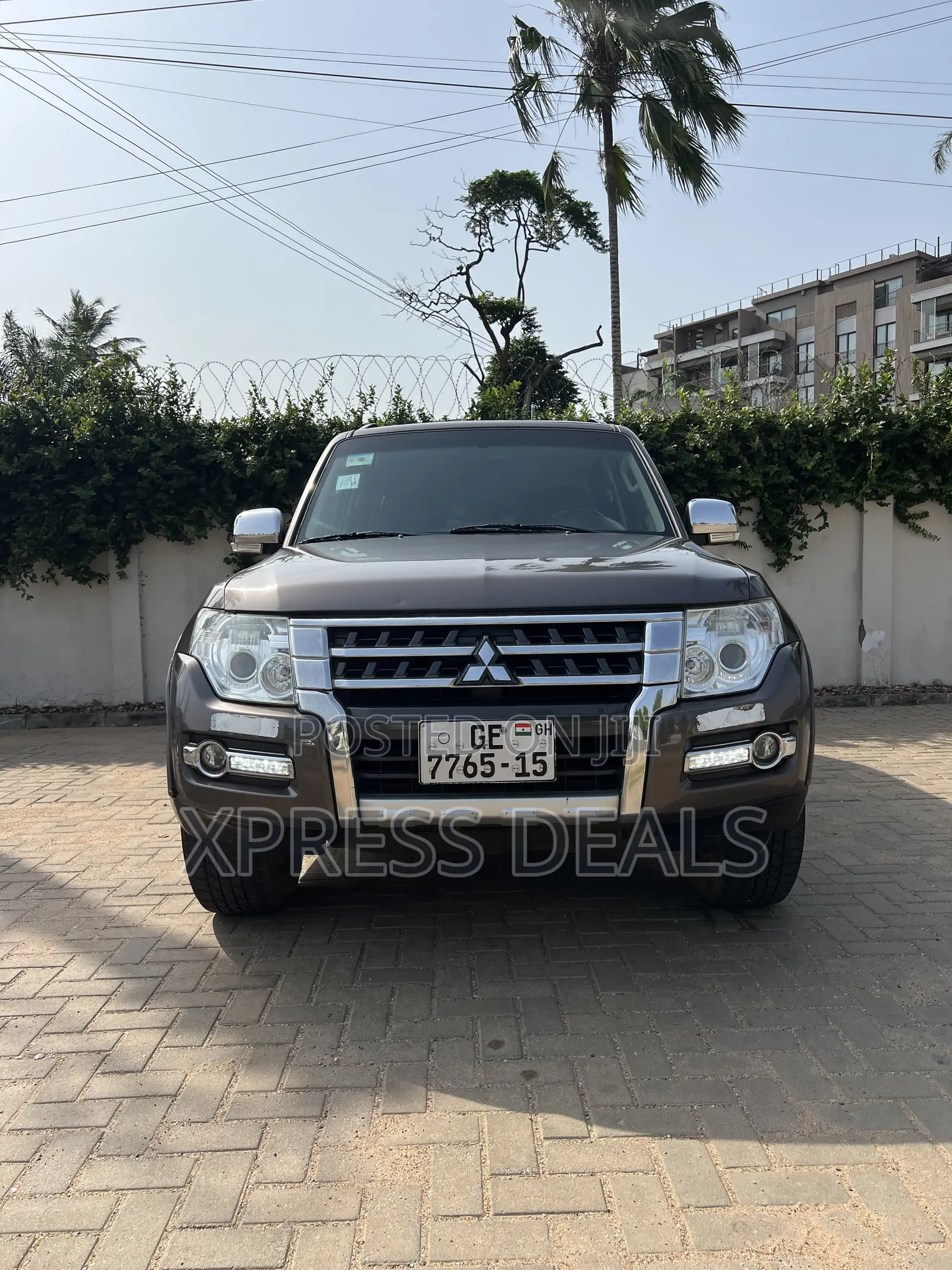 Mitsubishi Pajero V90 3.0 V6 GLS/GLX 2015 Brown