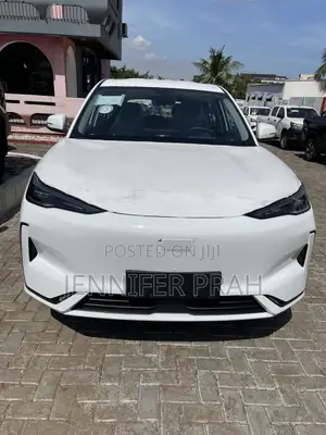 Changan UNI-K 1.5 Hybrid FWD 2023 White