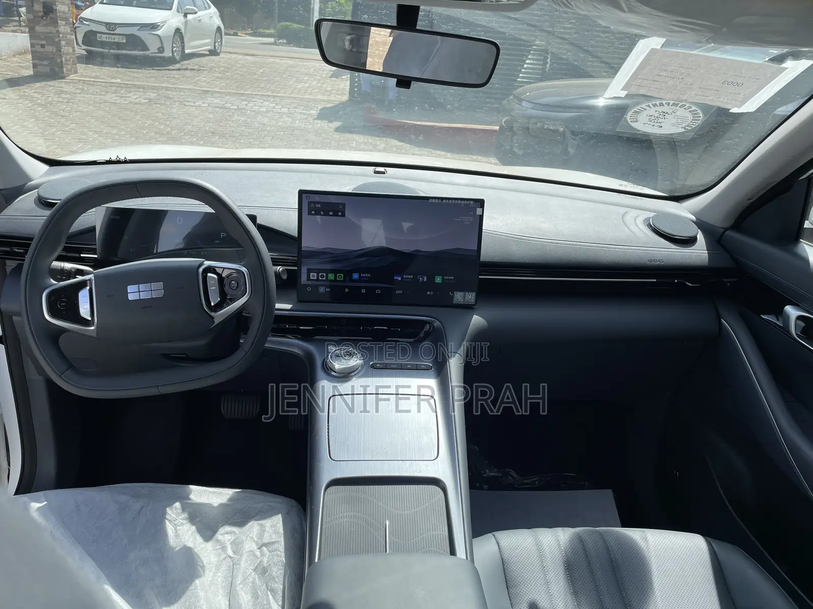 Changan UNI-K 1.5 Hybrid FWD 2023 White