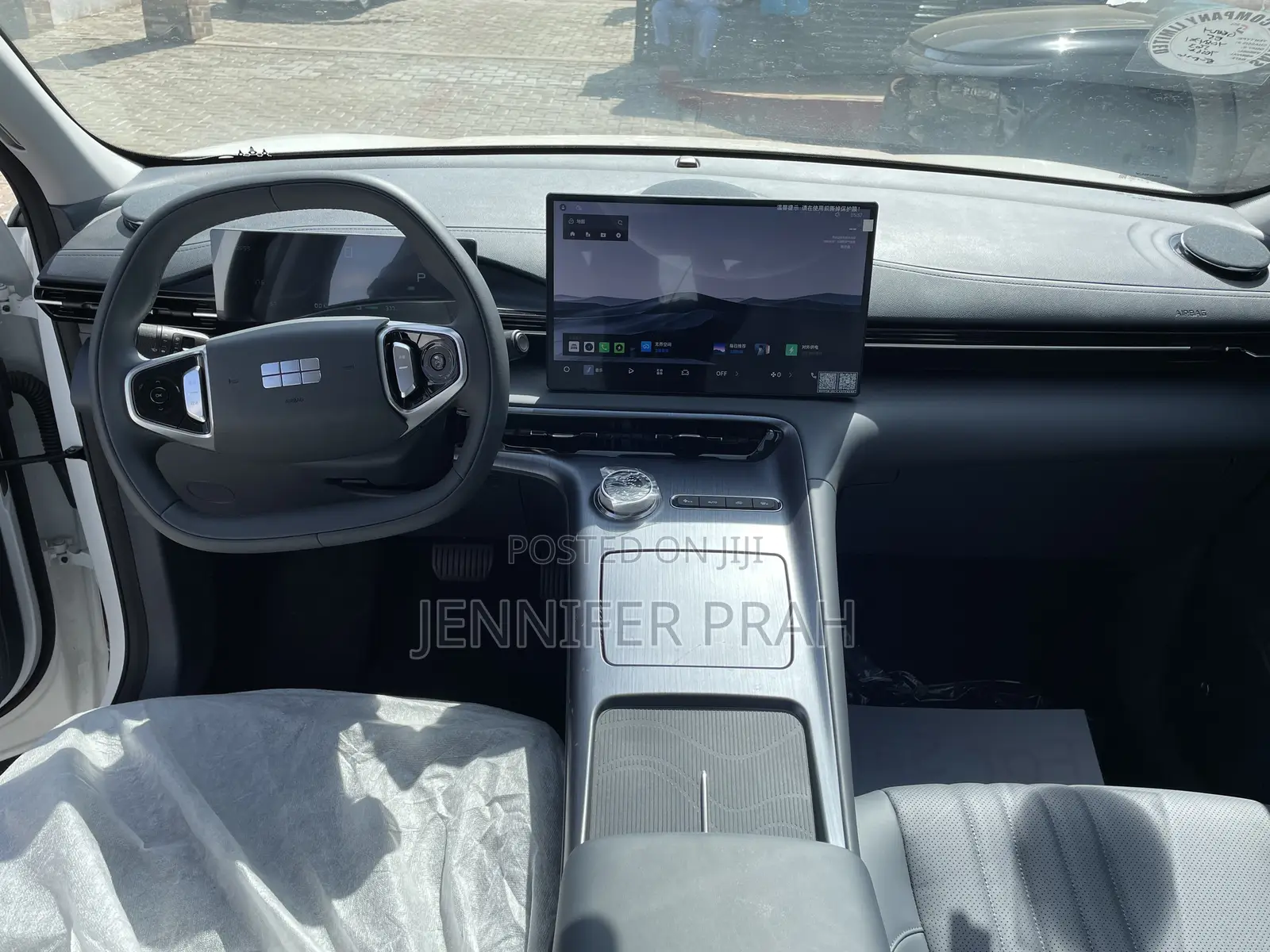 Changan UNI-K 1.5 Hybrid FWD 2023 White