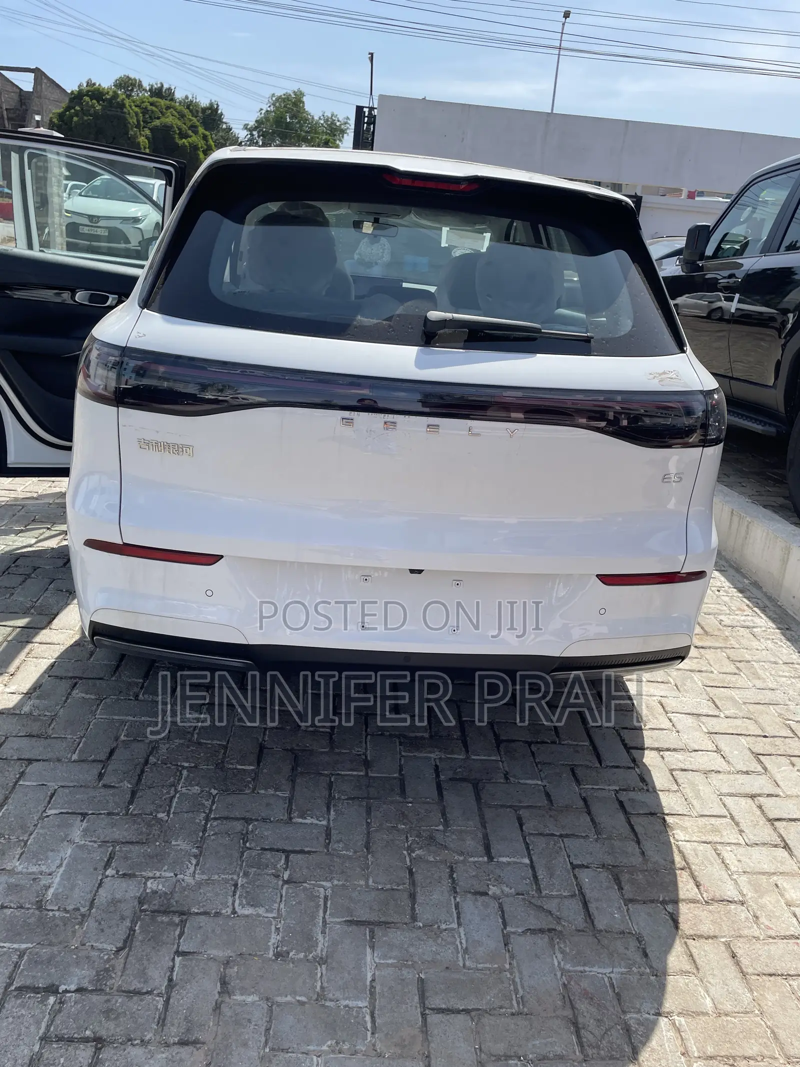 Changan UNI-K 1.5 Hybrid FWD 2023 White