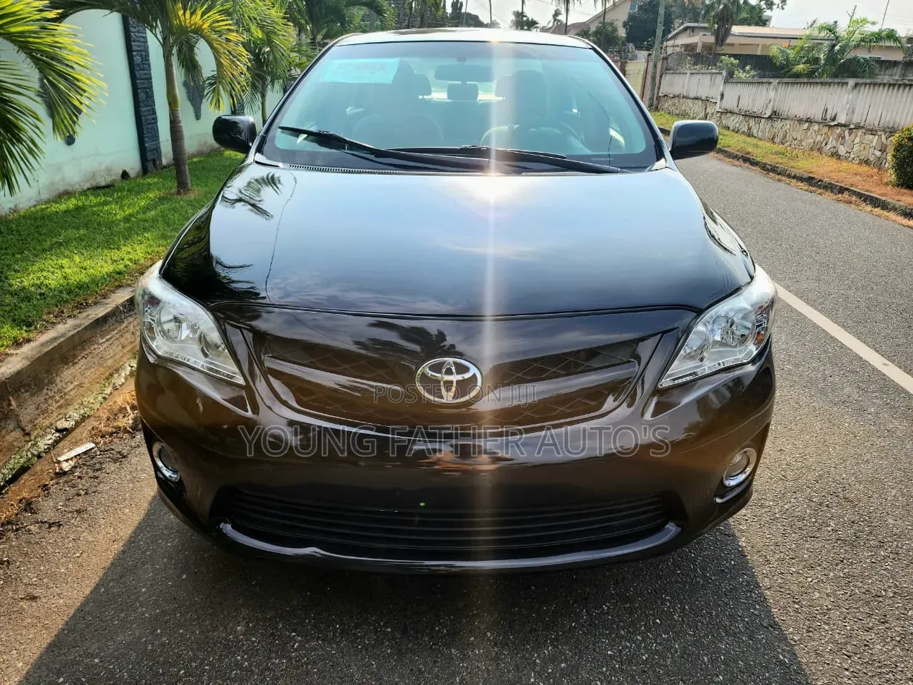 Toyota Corolla LE Special Edition 4dr Sedan (1.8L 4cyl 4A) 2013 Black
