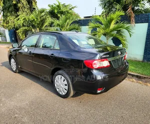 Toyota Corolla LE Special Edition 4dr Sedan (1.8L 4cyl 4A) 2013 Black