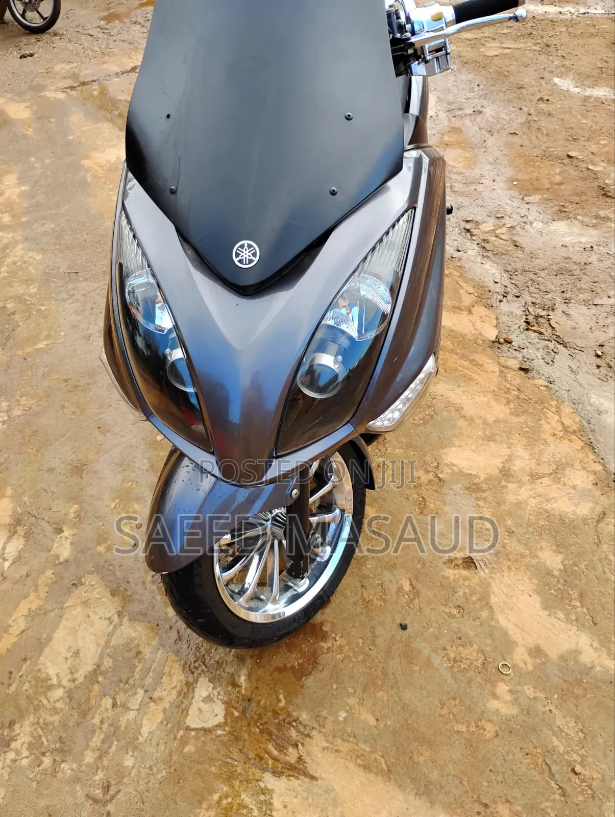 Yamaha Majesty 2023 Silver
