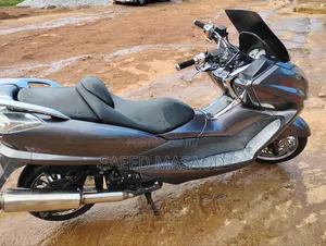 Yamaha Majesty 2023 Silver