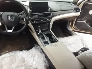 Honda Accord 2019 Silver
