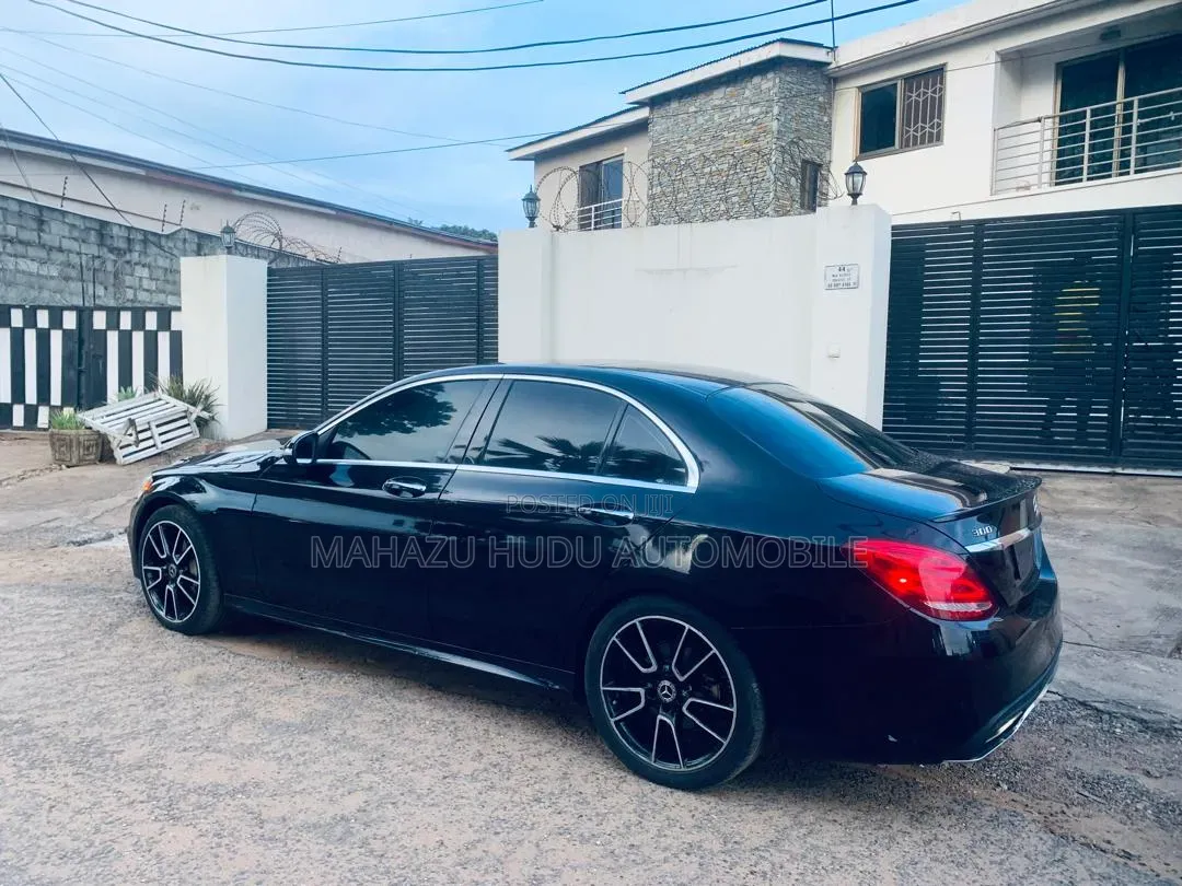 Mercedes-Benz C300 Sport Sedan RWD (2.0L 4cyl 7A) 2016 Black