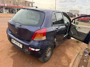 Toyota Vitz 2010 Blue
